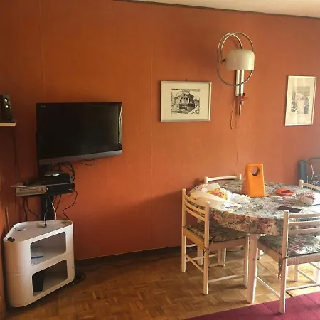 Apartment Saint Jean, Italy *