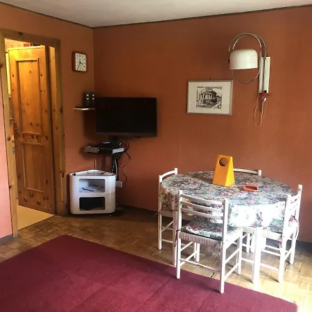 Saint Jean, Italy * גרסוני-סן-ג'אן